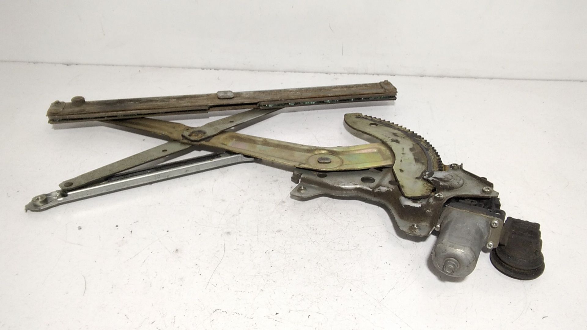 Cremagliera anteriore sinistra Guida SUZUKI Swift 4 Serie