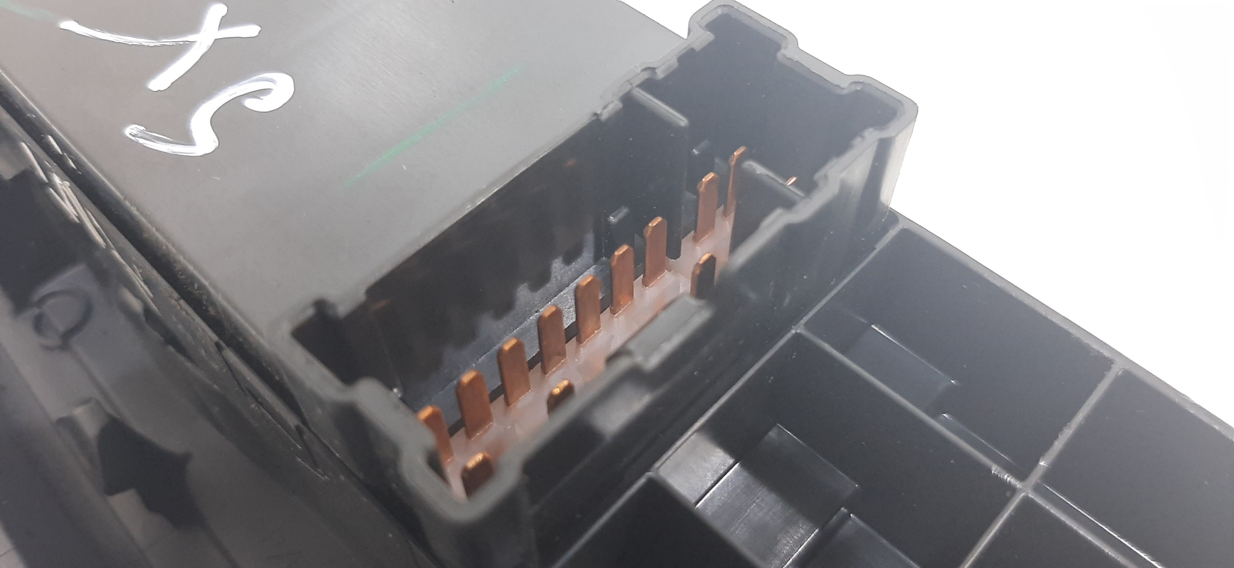 Pulsantiera anteriore sinistra Guida NISSAN Micra Serie (K14) (17>)