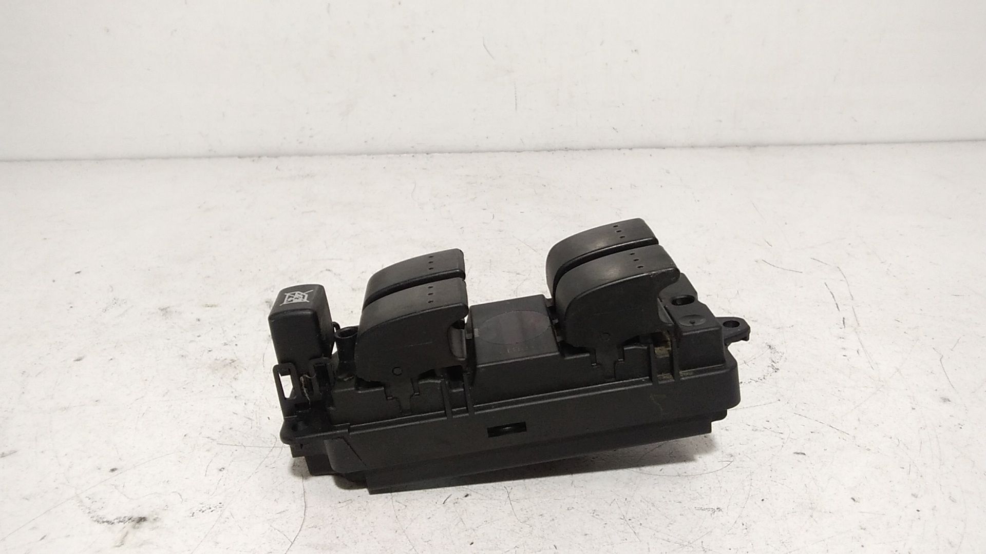 Pulsantiera anteriore sinistra Guida MAZDA 3 Berlina Serie (03>09)