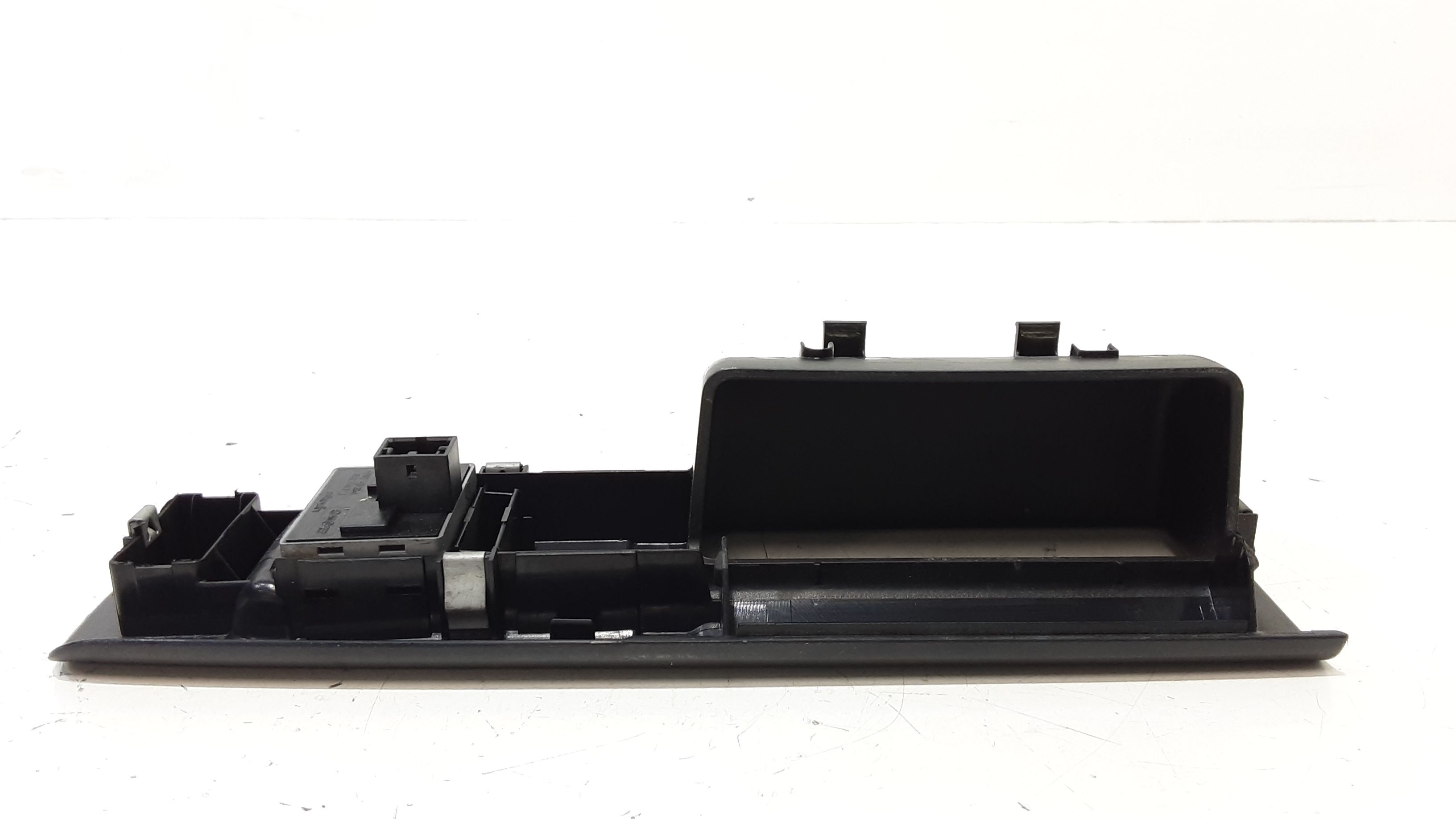 Pulsantiera anteriore sinistra Guida VOLKSWAGEN Polo 4 Serie