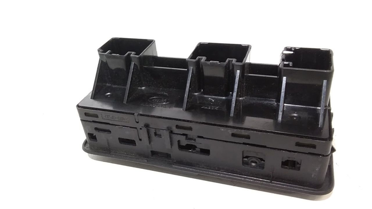 Pulsantiera anteriore sinistra Guida LAND ROVER Range Rover SPORT (05>13)