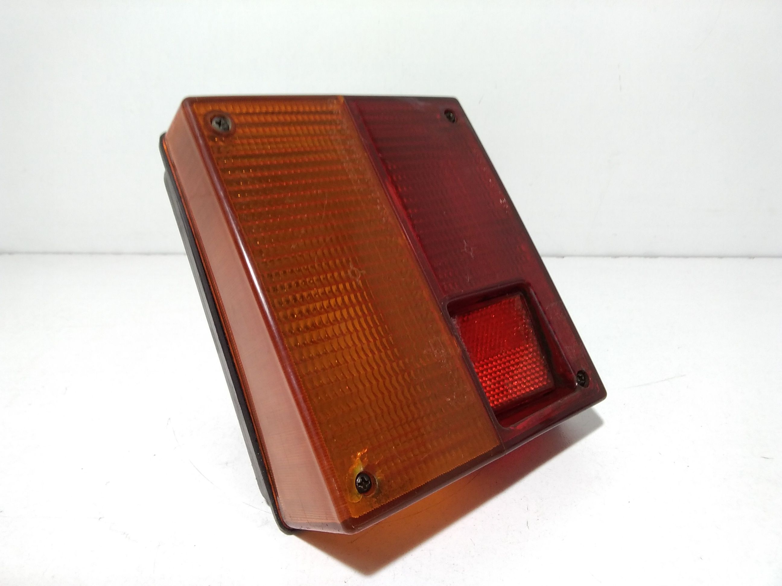 Stop fanale posteriore Destro Passeggero INNOCENTI Koral 45 (90>92)