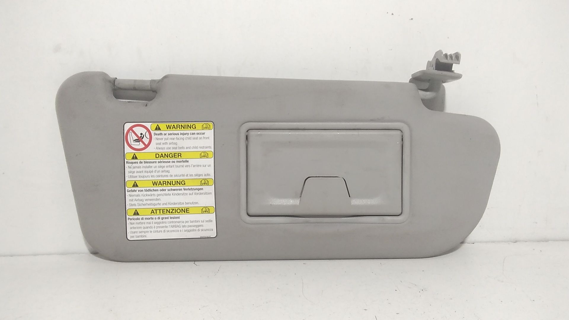 Parasole aletta Lato Passeggero MAZDA 3 Berlina 1 Serie