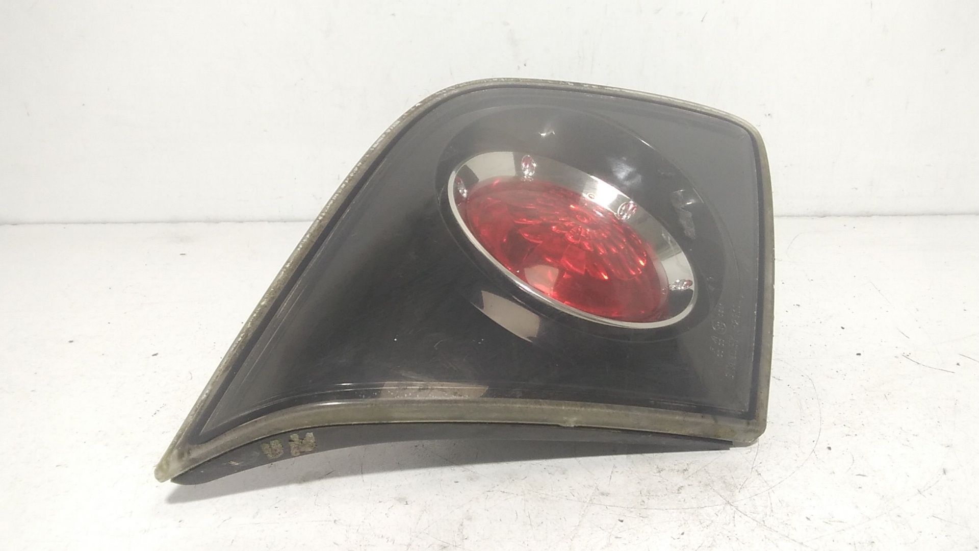 Stop Posteriore Sinistro Integrato nel Portello MAZDA 3 Berlina 1 Serie