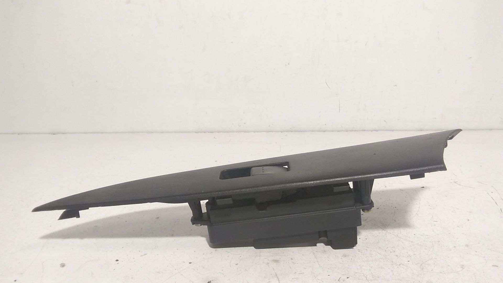 Pulsantiera Anteriore Destra Passeggero MAZDA 3 Berlina 1 Serie