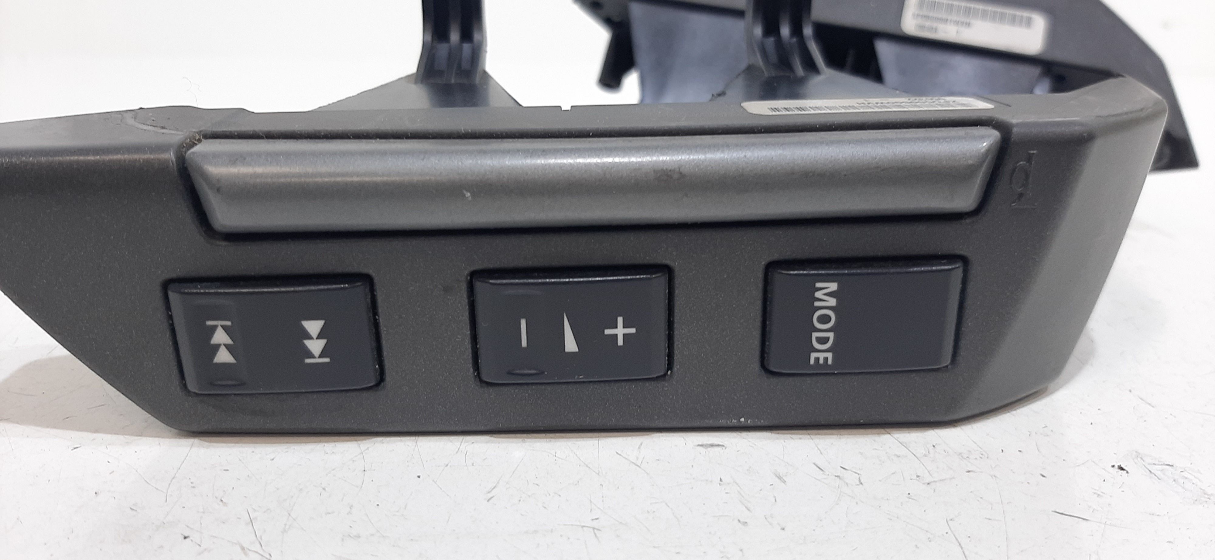 Comandi al volante multifunzione LAND ROVER Range Rover SPORT (05>13)