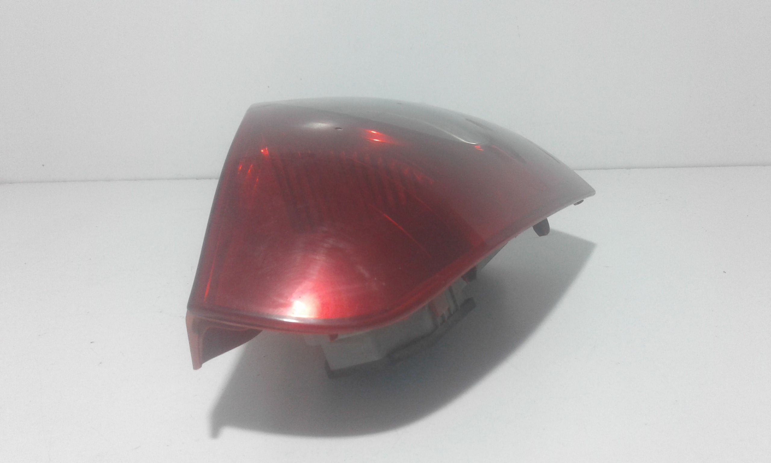 Stop fanale Posteriore sinistro lato Guida RENAULT Clio Serie (01>05)