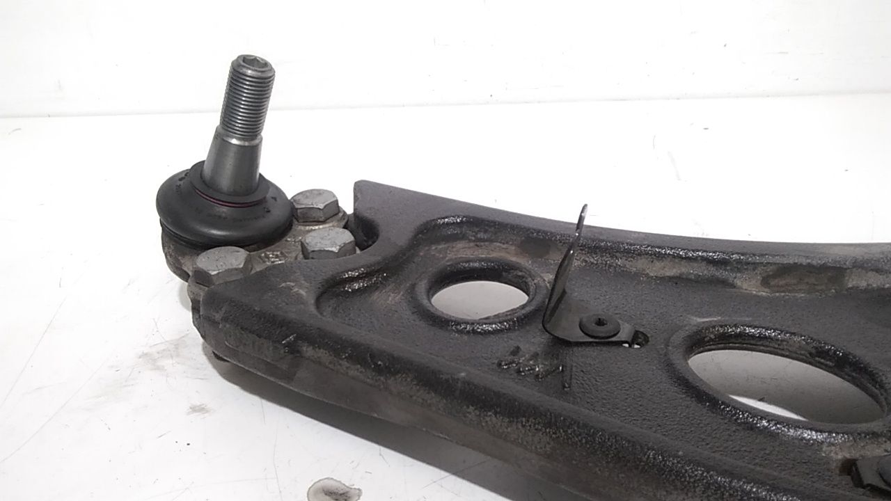 Braccio Oscillante anteriore destro RENAULT Trafic Furgonato serie (14>)
