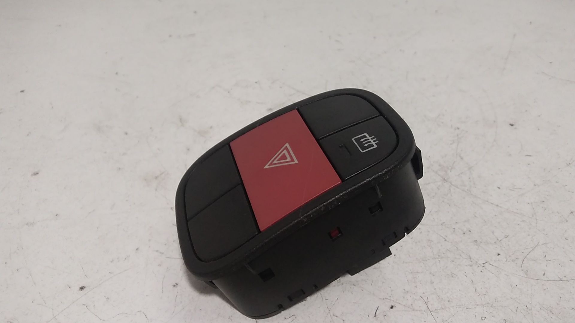 Pulsante luci di emergenza FIAT Qubo 1 Serie