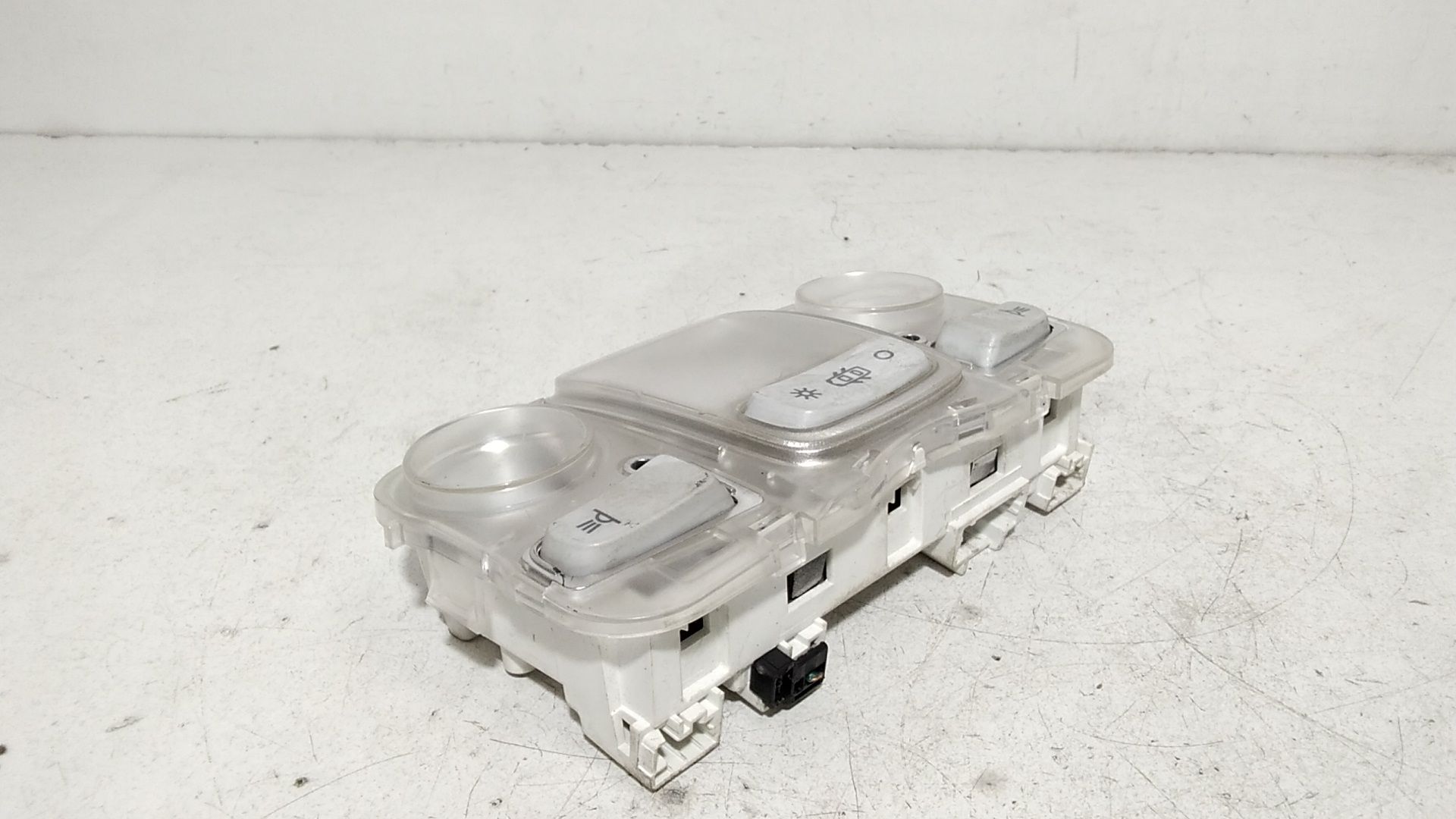 Plafoniera PEUGEOT 208 Serie (12>19)