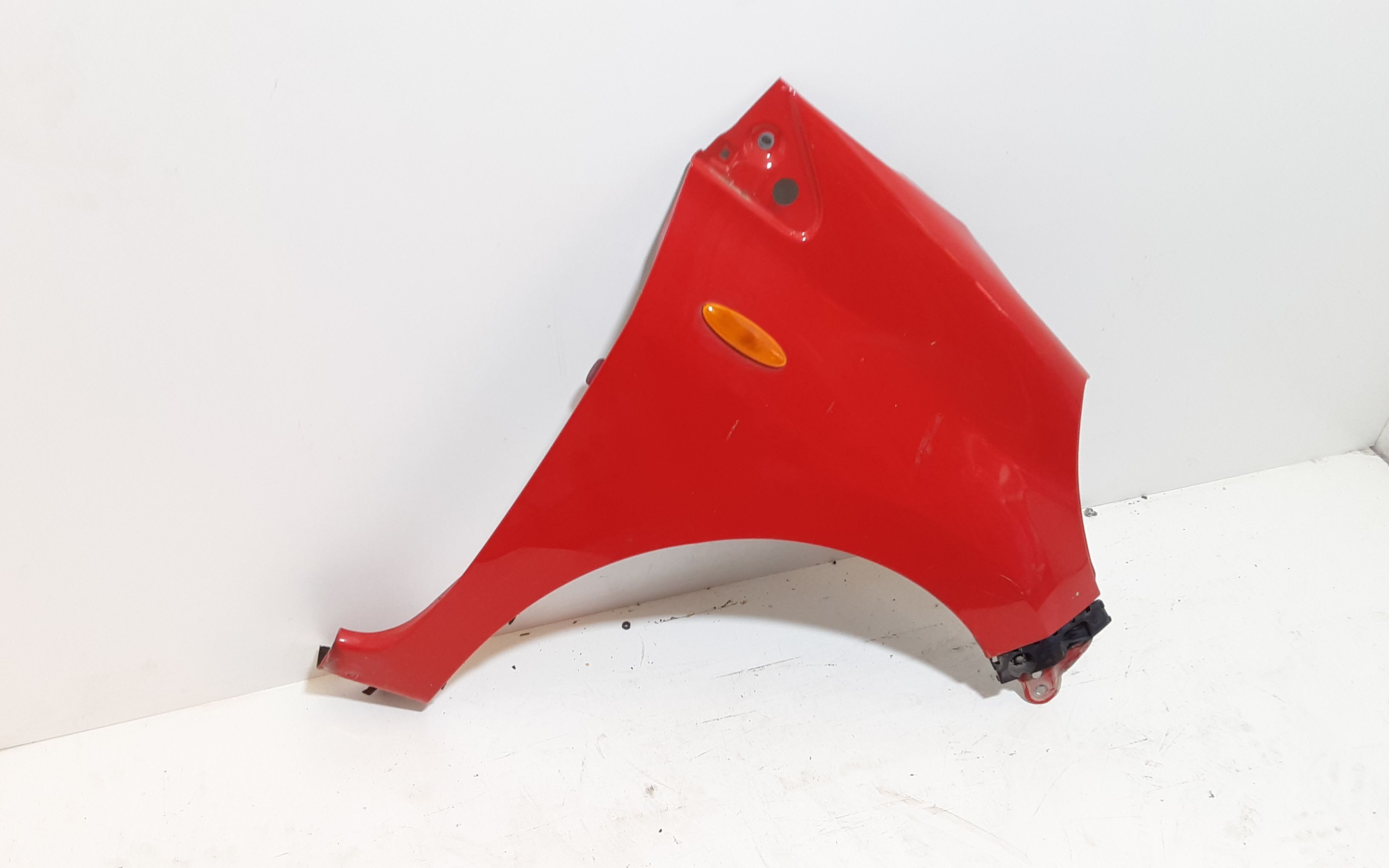 Parafango Anteriore Destro HYUNDAI i10 1 Serie