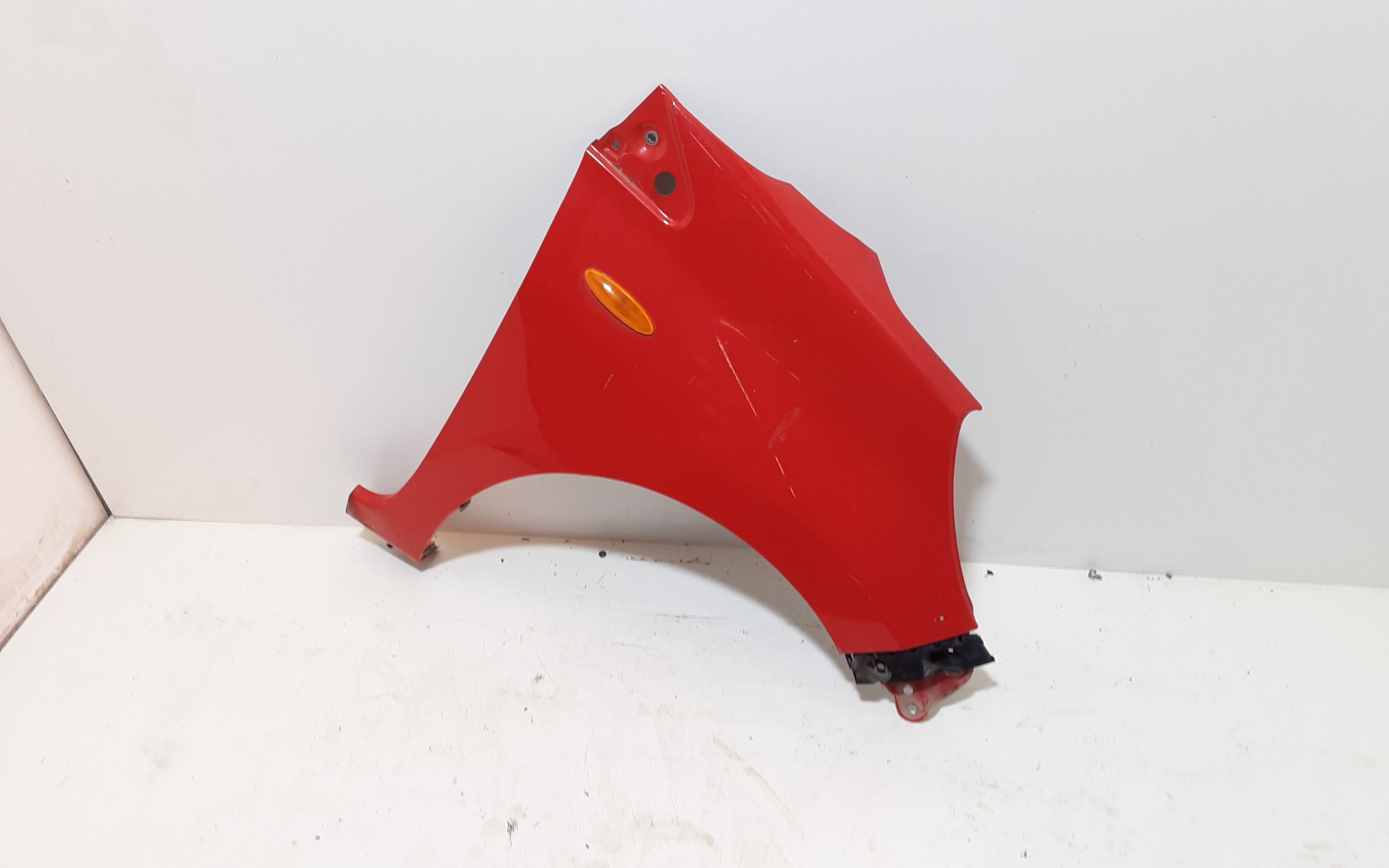 Parafango Anteriore Destro HYUNDAI i10 1 Serie