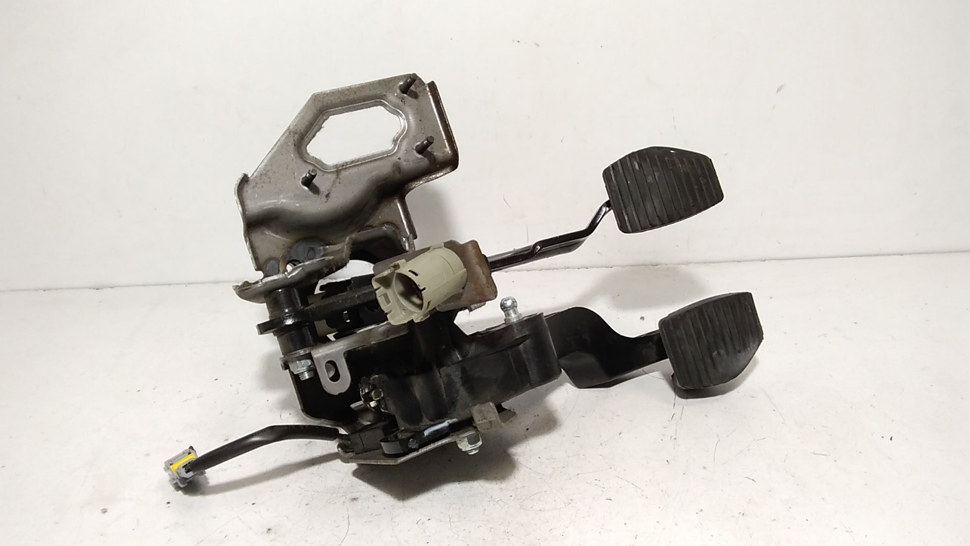 Pedaliera Freno + frizione PEUGEOT 208 Serie (12>19)