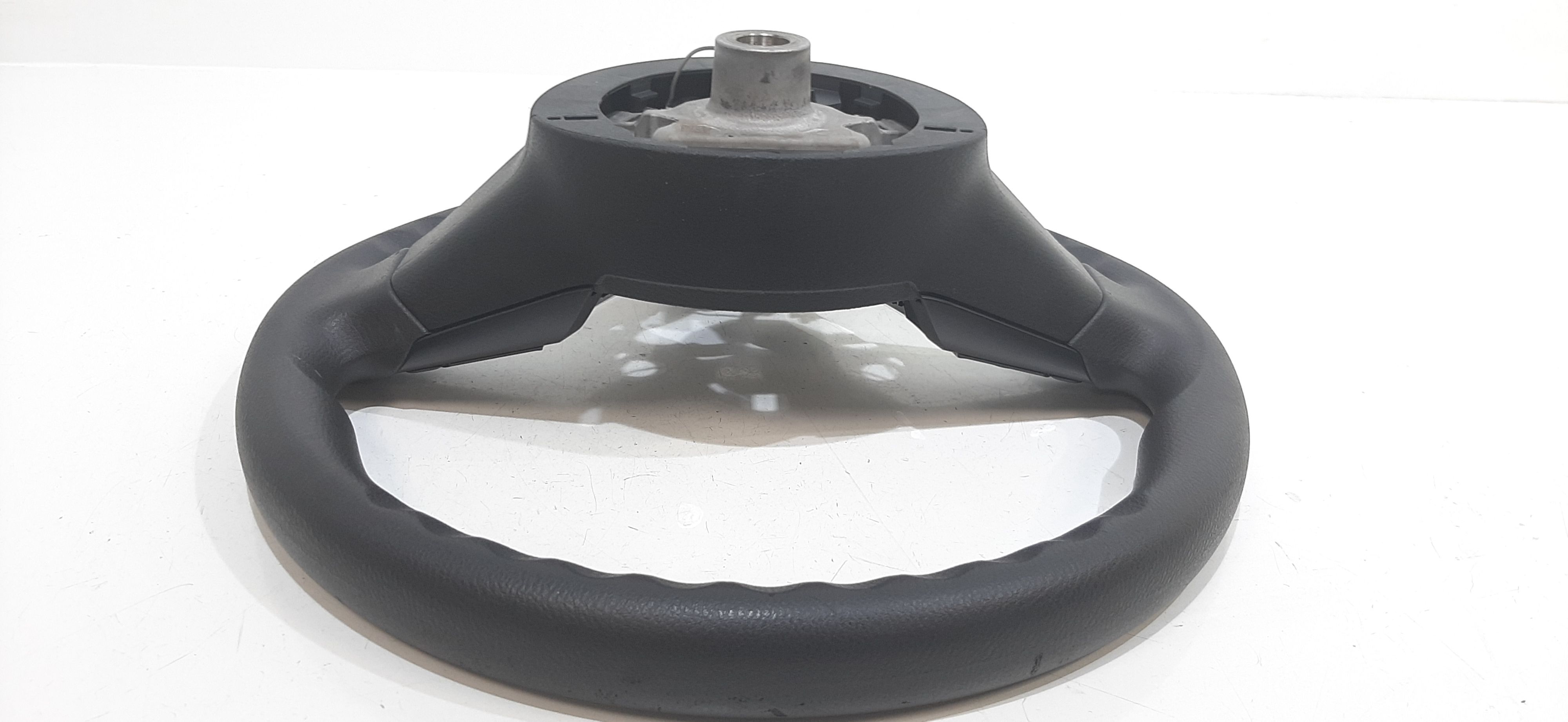 Volante NISSAN Micra Serie (K14) (17>)