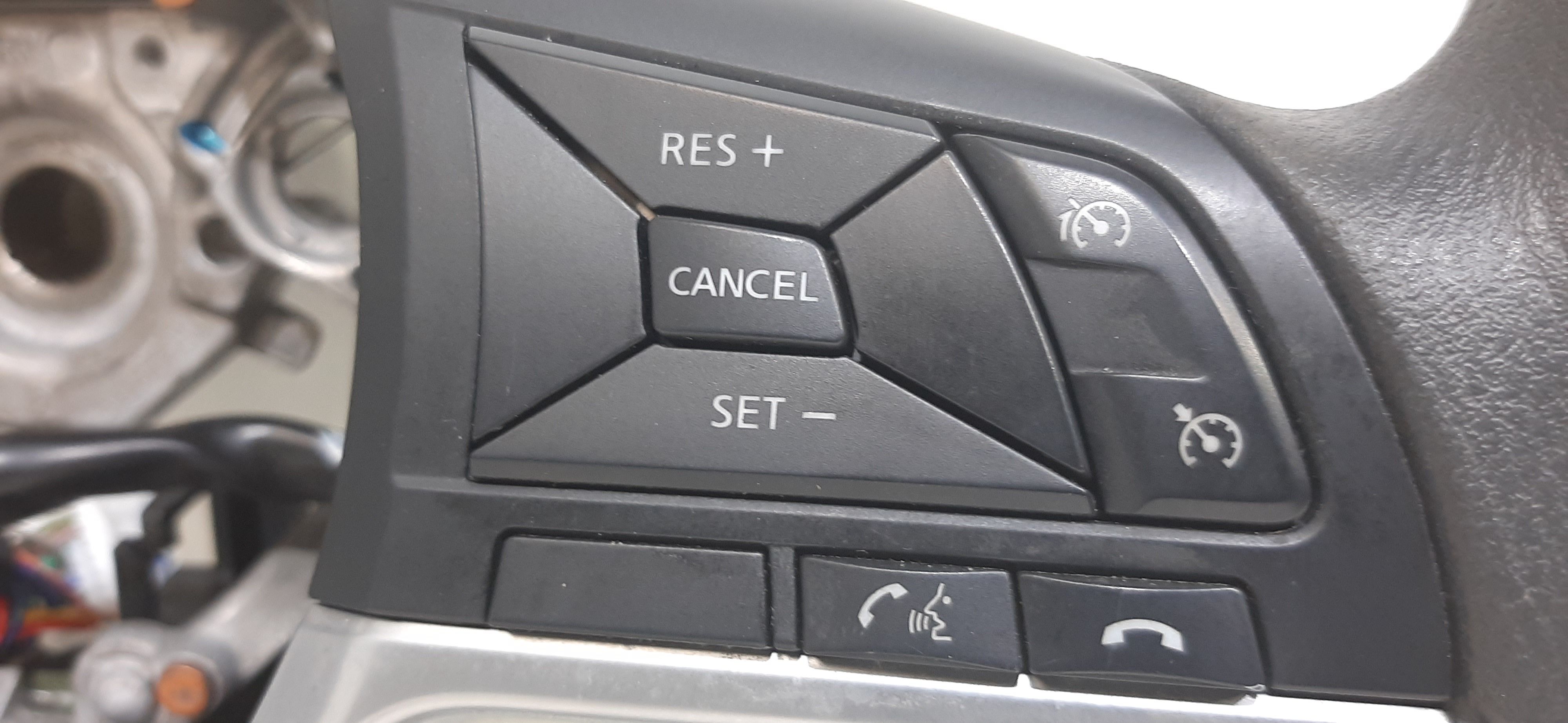 Volante NISSAN Micra Serie (K14) (17>)