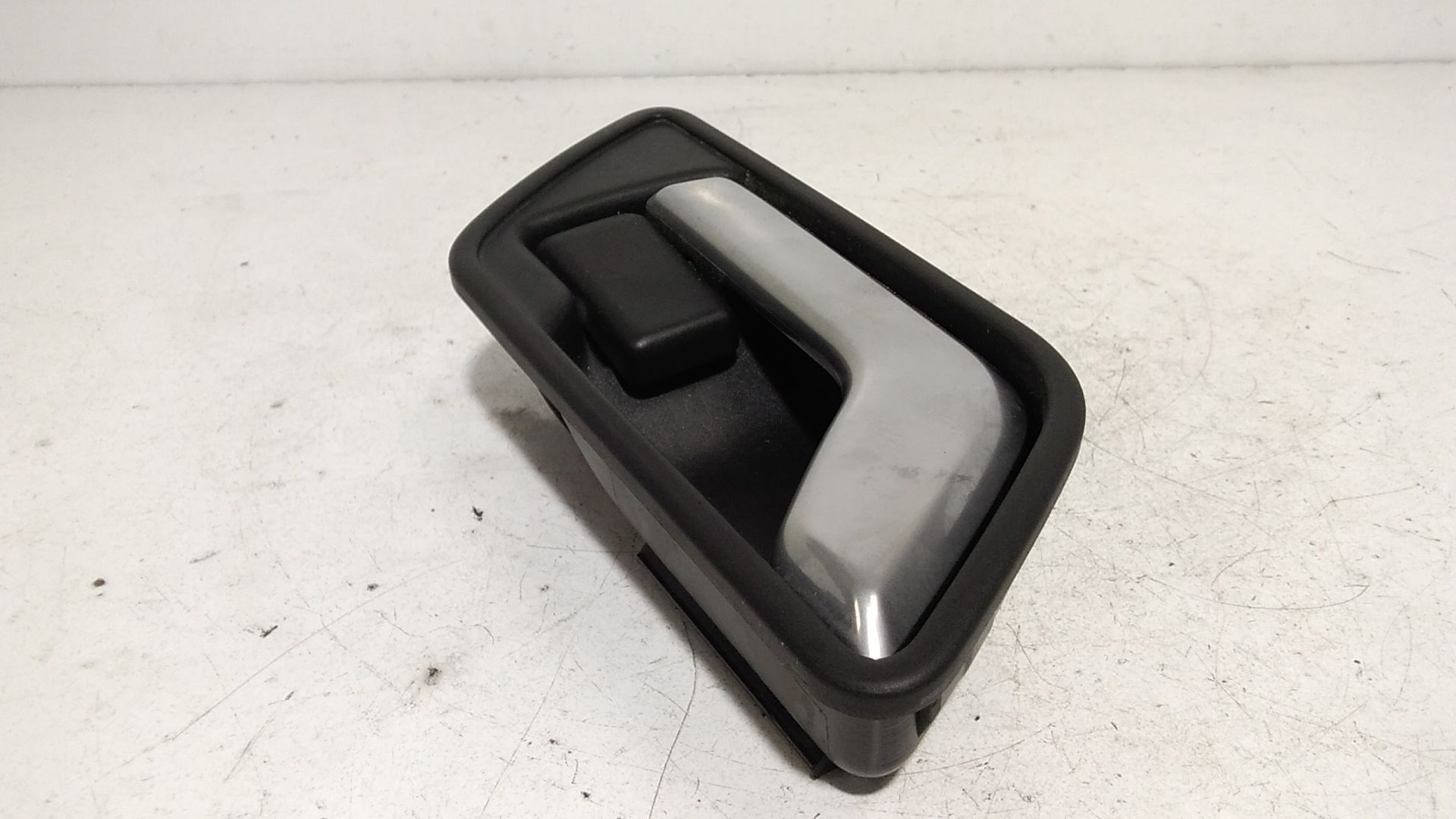 Maniglia interna Posteriore Destra LAND ROVER Range Rover SPORT (05>13)