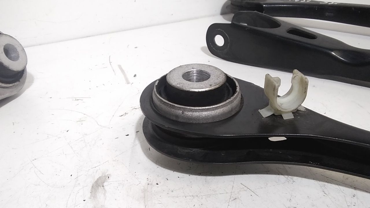 Braccio oscillante assale posteriore SX BMW X3 Serie M COMPETITION (510CV) (G01,F97) (3.2019>)