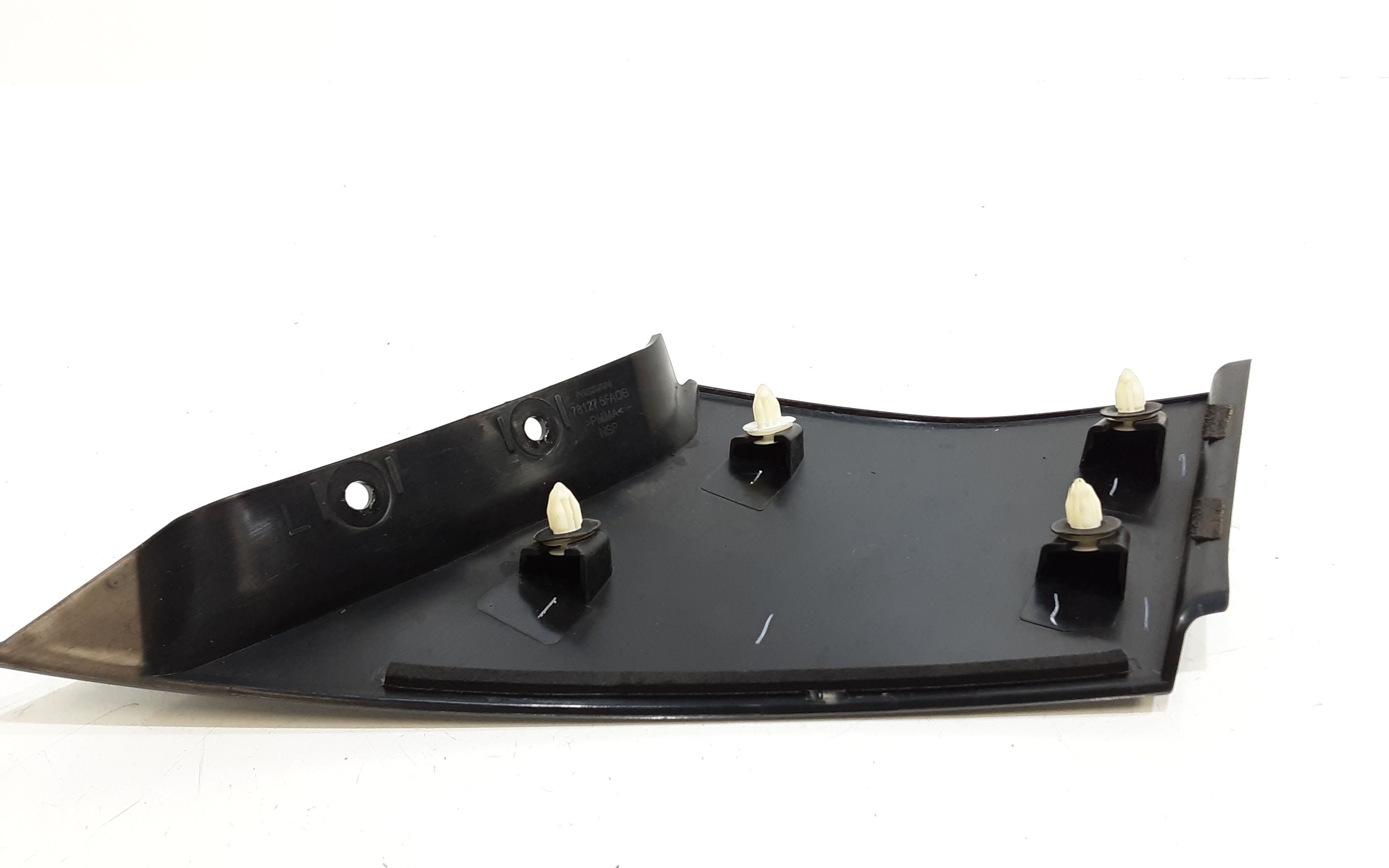 Modanatura portellone post  sx NISSAN Micra Serie (K14) (17>)