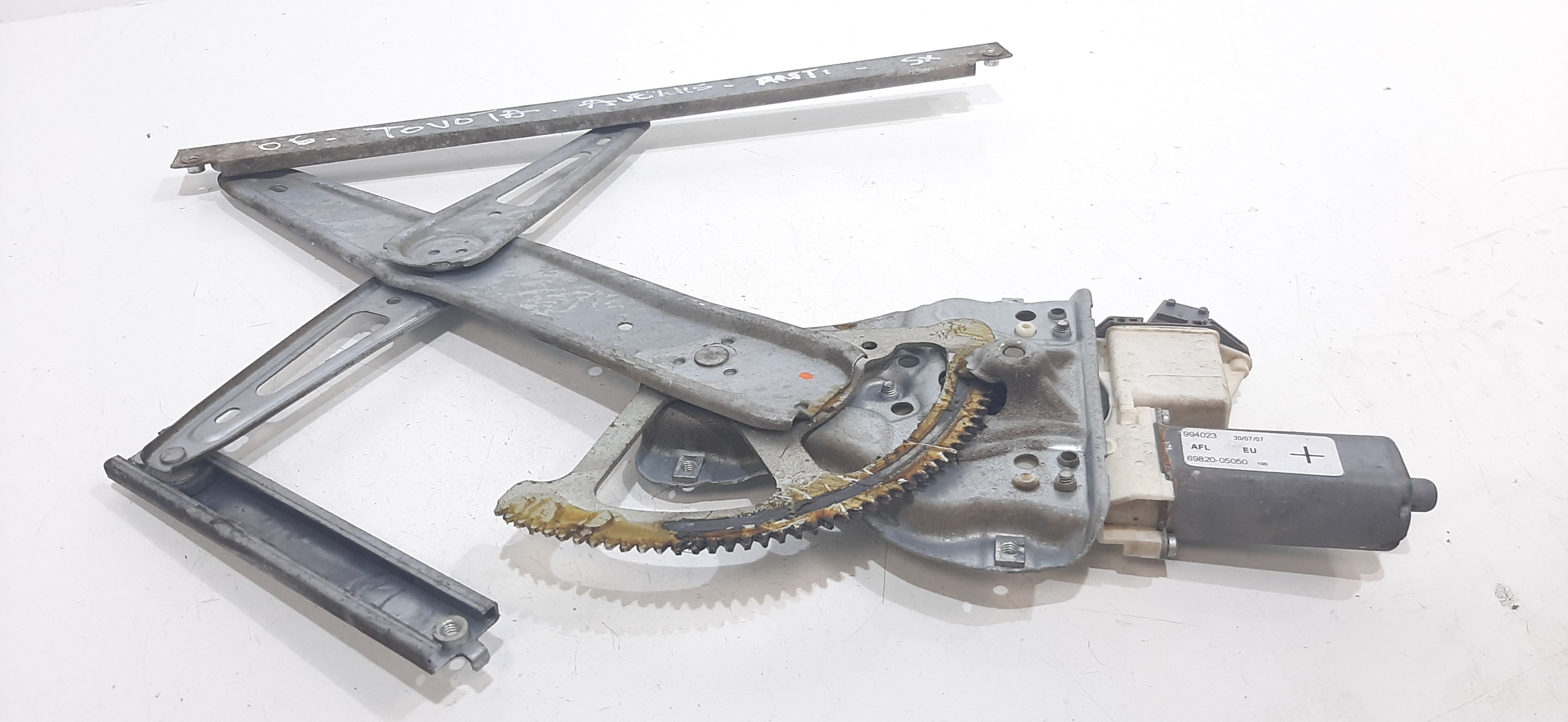 Cremagliera anteriore sinistra Guida TOYOTA Avensis S. Wagon 2 Serie