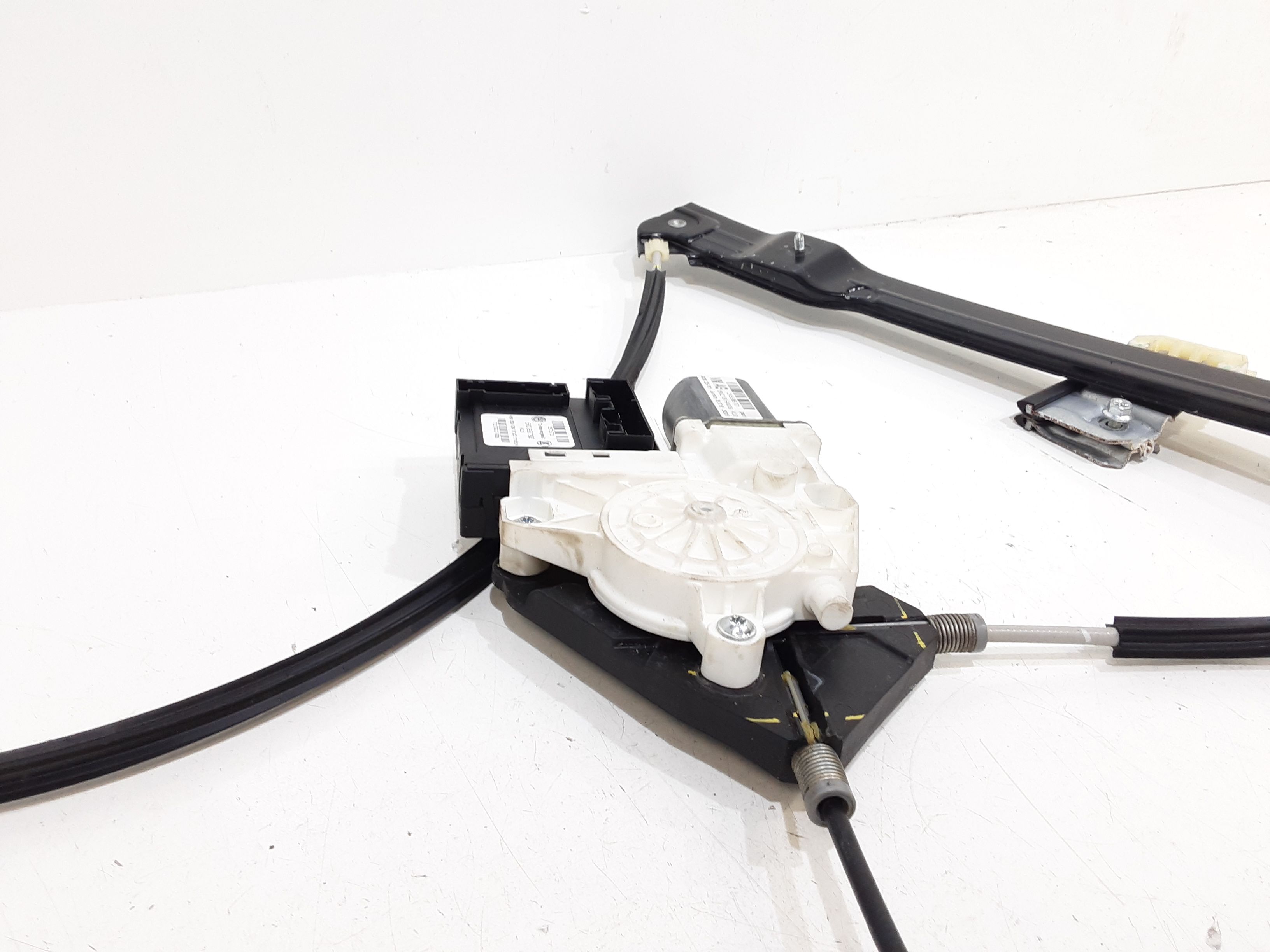 Cremagliera anteriore sinistra Guida VOLKSWAGEN Caddy 4 Serie