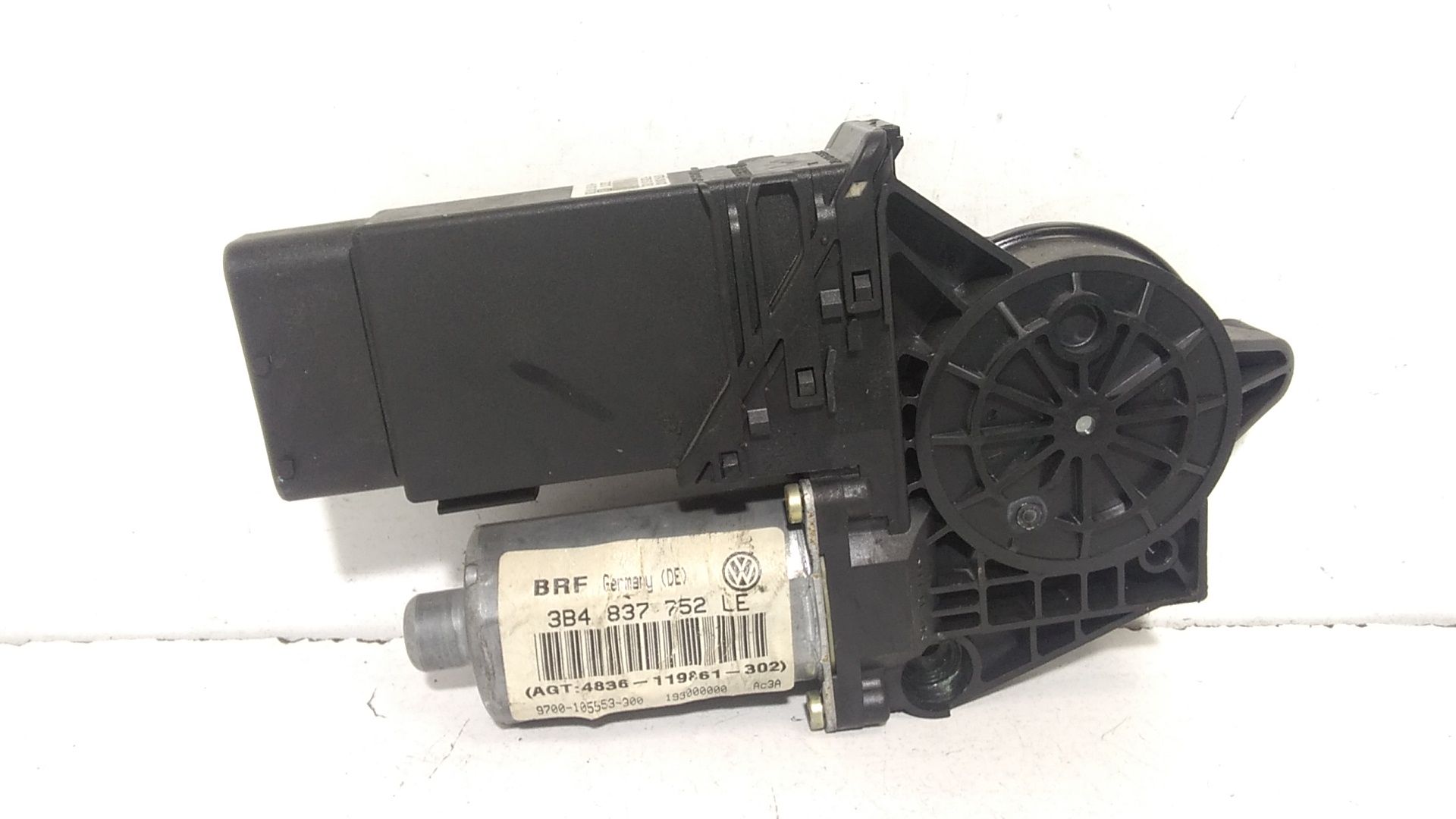 Motorino Alzavetro anteriore destra VOLKSWAGEN Passat Berlina 3 Serie