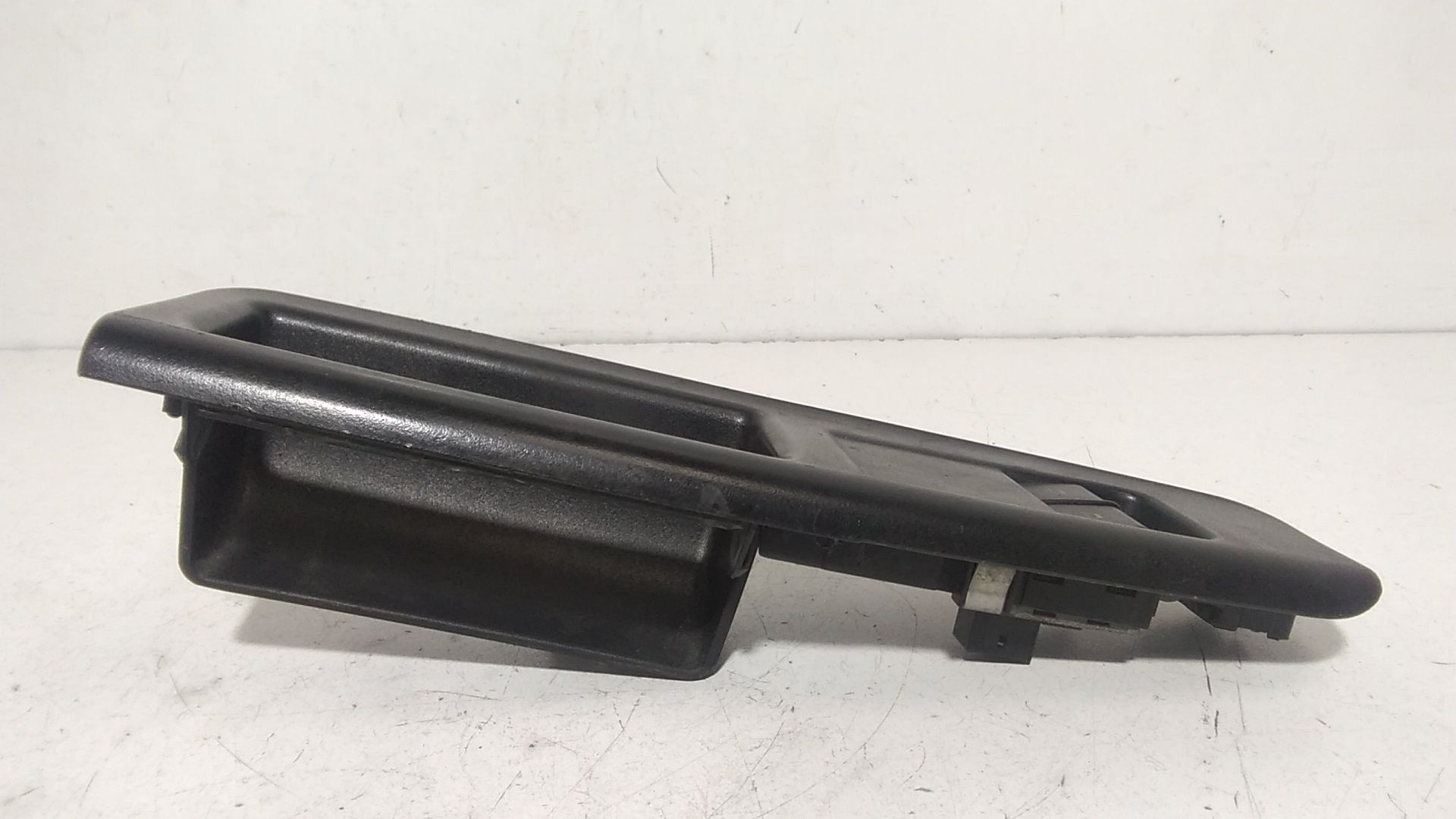 Pulsantiera anteriore sinistra Guida VOLKSWAGEN Polo 4 Serie