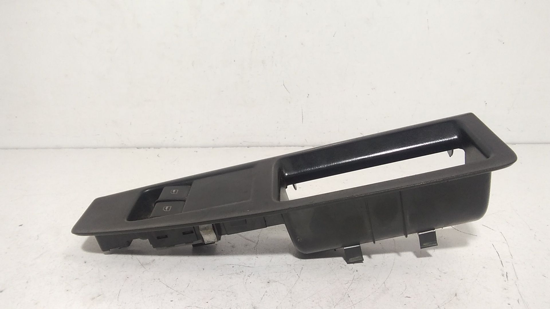 Pulsantiera anteriore sinistra Guida VOLKSWAGEN Polo 4 Serie