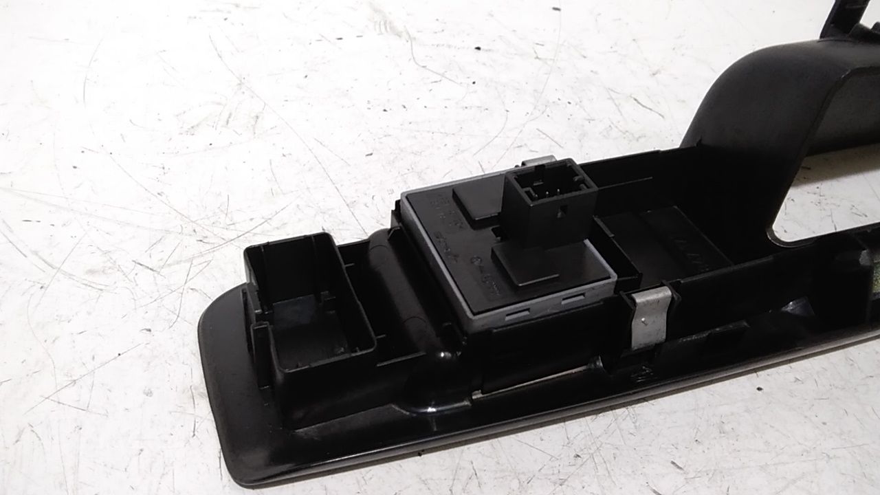 Pulsantiera anteriore sinistra Guida VOLKSWAGEN Polo 4 Serie