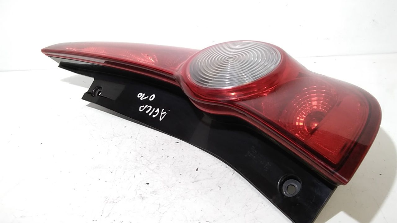 Stop fanale posteriore Destro Passeggero OPEL Agila B