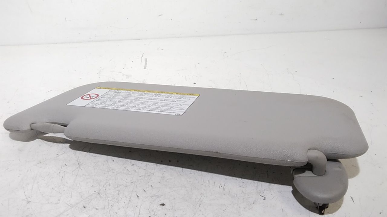 Parasole aletta Lato Passeggero TOYOTA Verso S  (P120) (10>16)