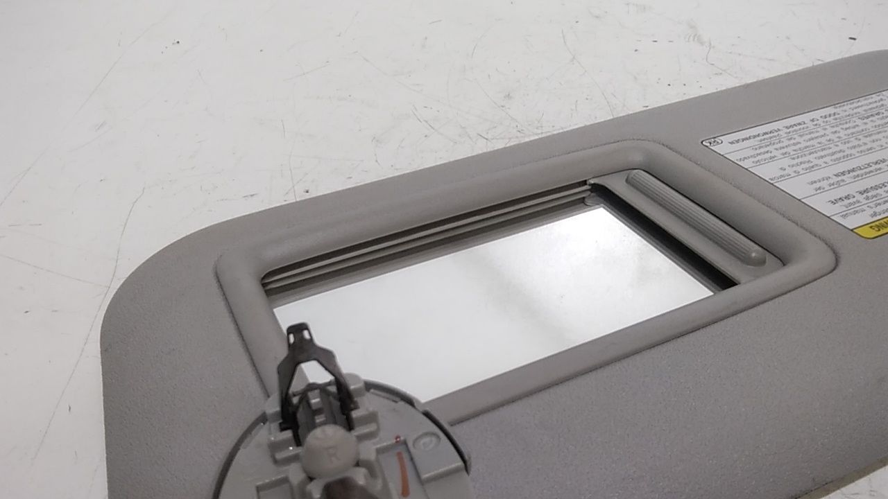 Parasole aletta Lato Passeggero TOYOTA Verso S  (P120) (10>16)