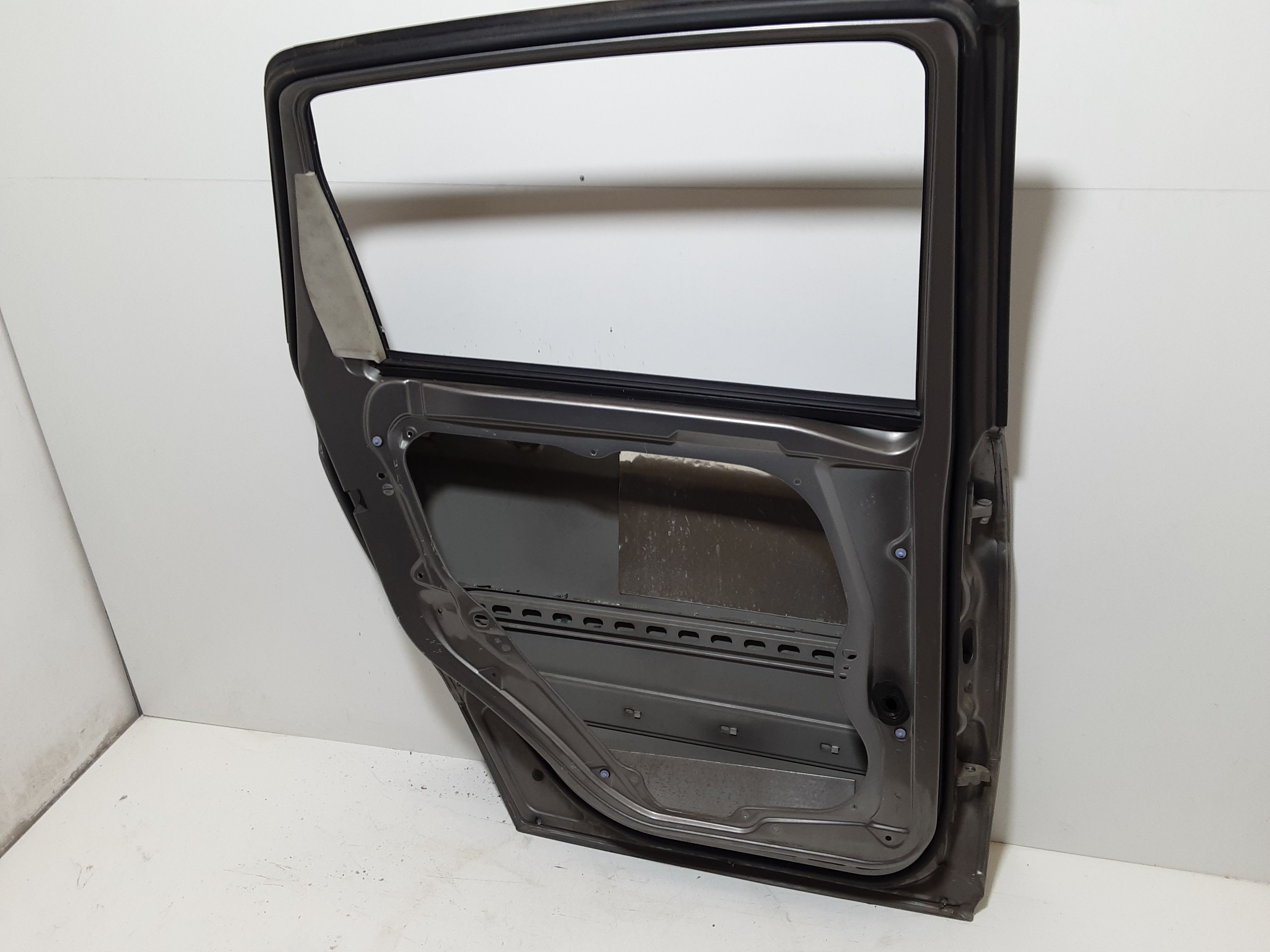 Portiera Posteriore Sinistra MERCEDES Classe B W245 1 Serie