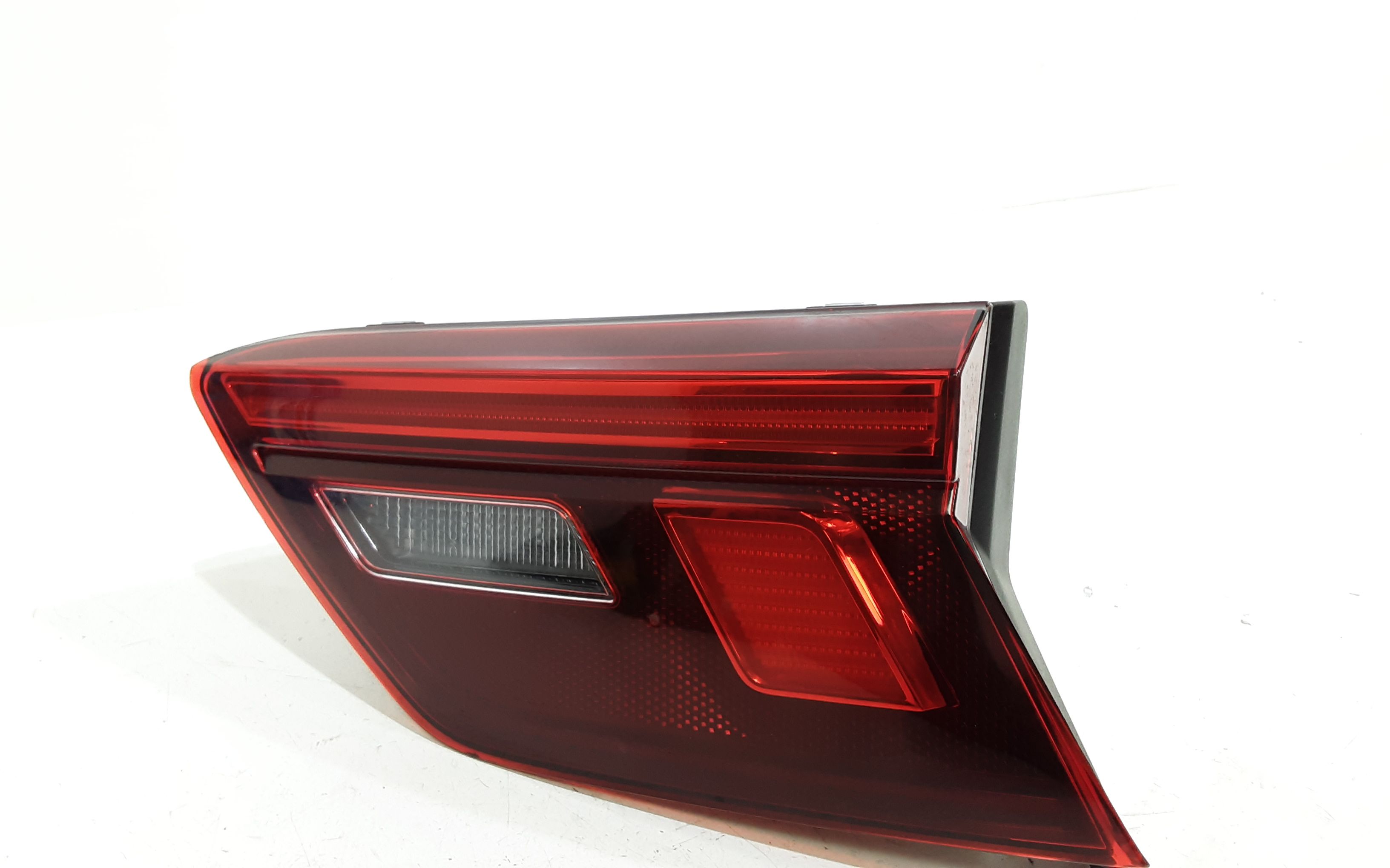 Stop Posteriore Destro Integrato nel Portello VOLKSWAGEN Tiguan Serie