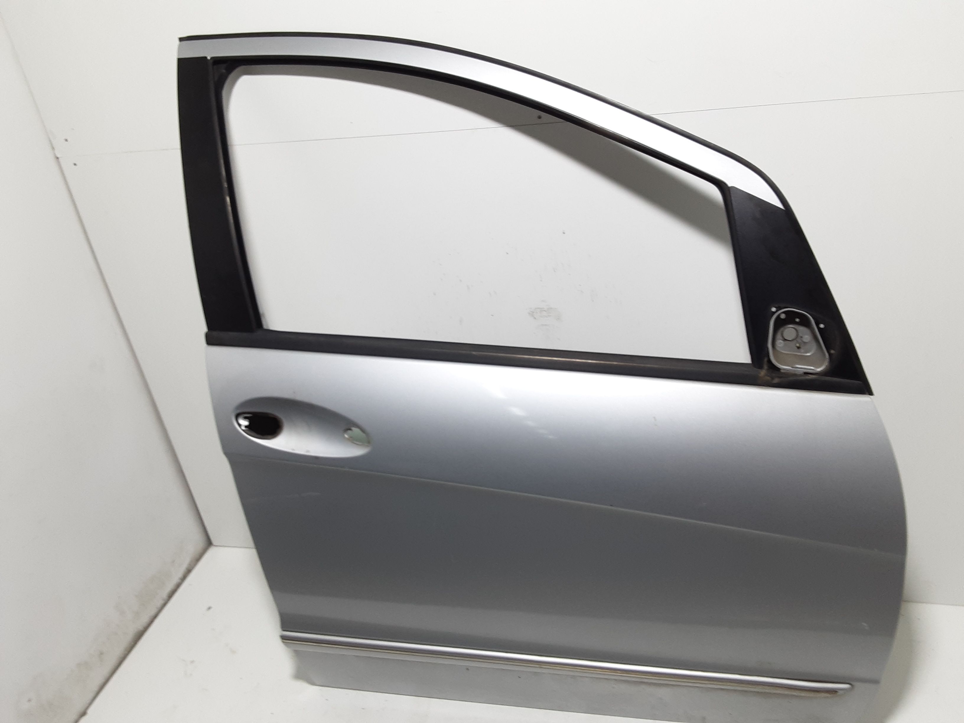 Portiera anteriore Destra MERCEDES Classe A W169 3 Serie
