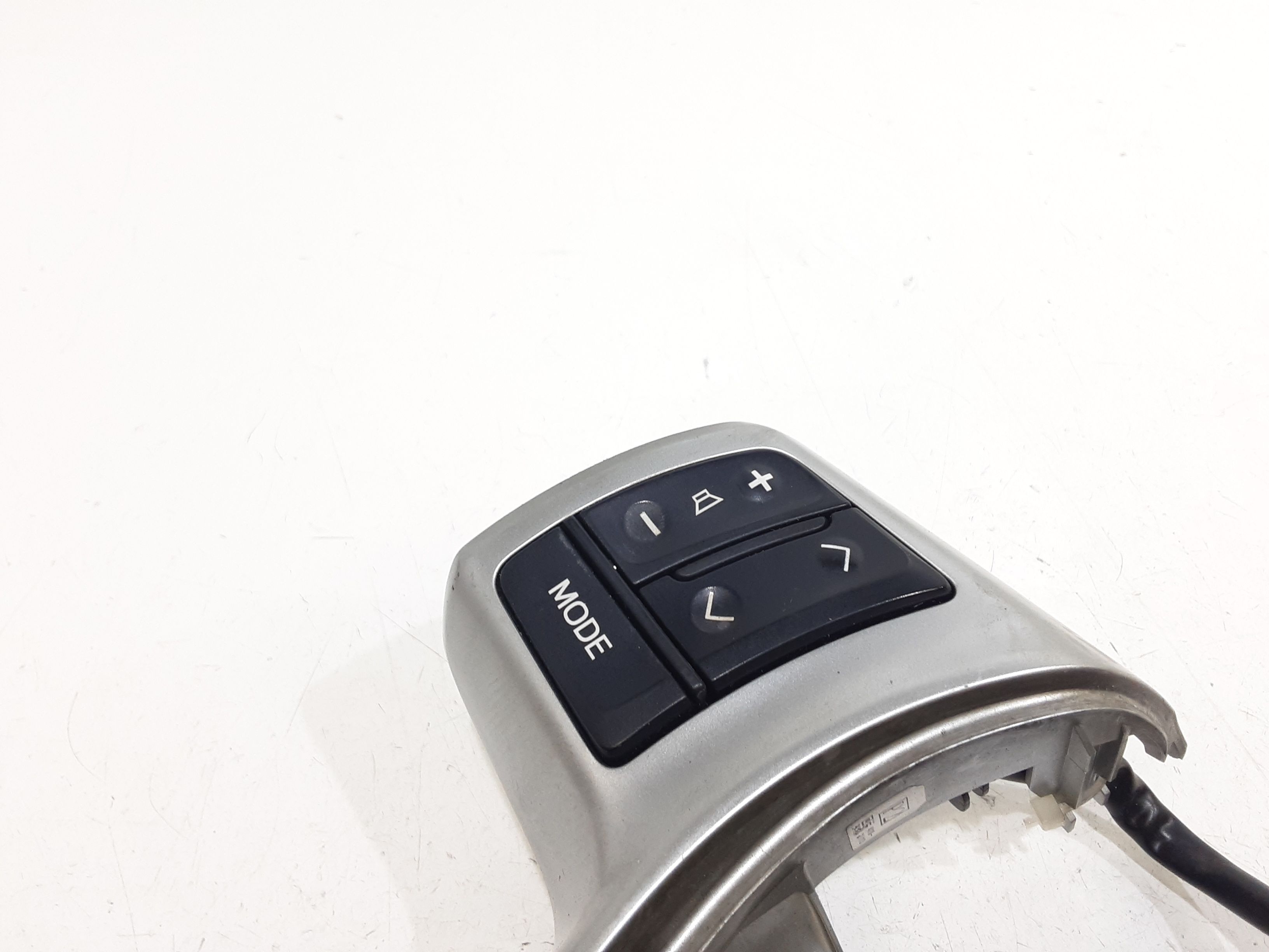 Comandi al volante multifunzione TOYOTA Verso S  (P120) (10>16)