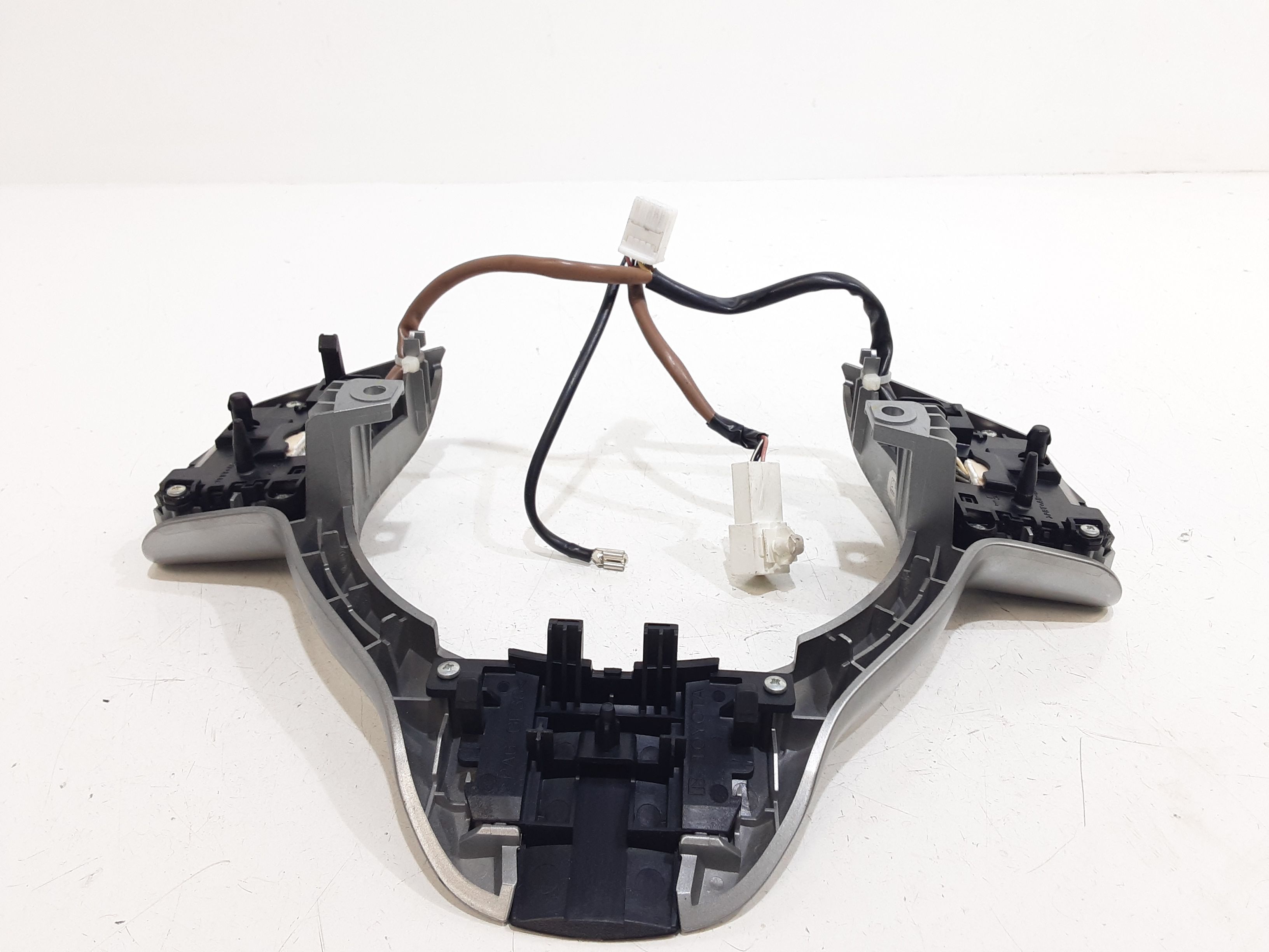 Comandi al volante multifunzione TOYOTA Verso S  (P120) (10>16)