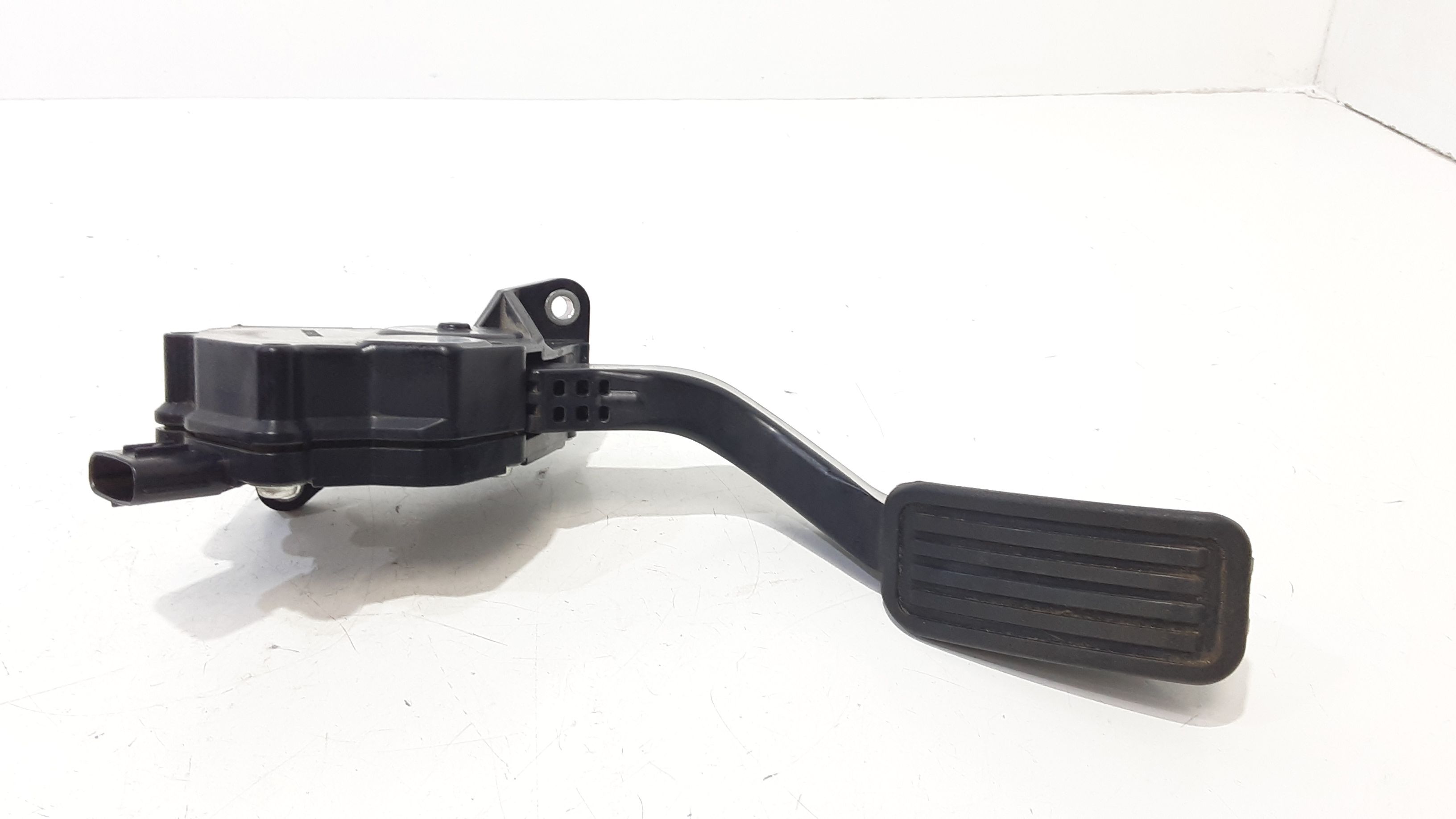 Pedale acceleratore TOYOTA Verso S  (P120) (10>16)