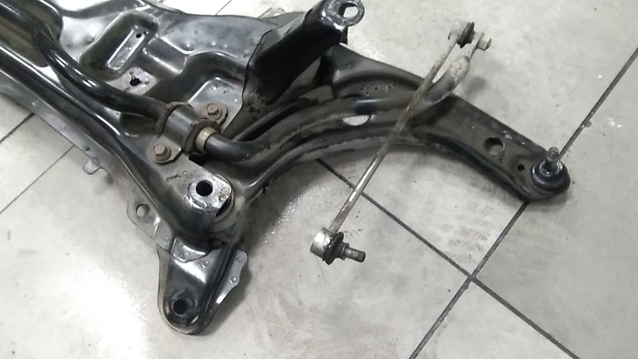 Scatola dello sterzo TOYOTA Verso S  (P120) (10>16)