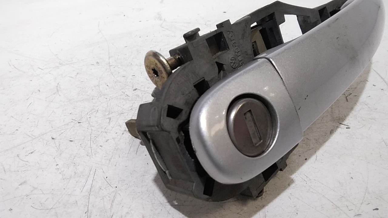 Maniglia esterna Anteriore Destra VOLKSWAGEN Polo 4 Serie