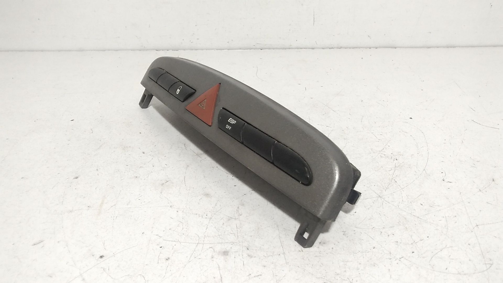 Pulsante luci di emergenza PEUGEOT 308 1 Serie