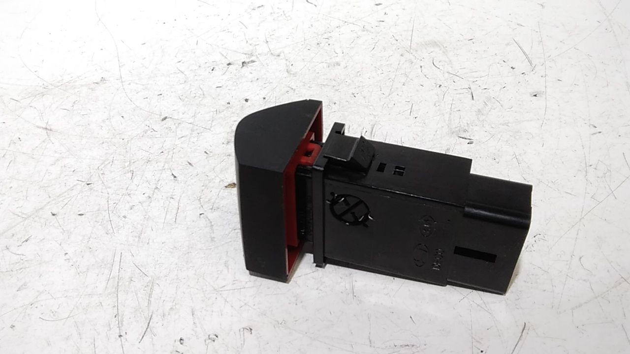 Pulsante luci di emergenza HYUNDAI Santa Fe 2 Serie