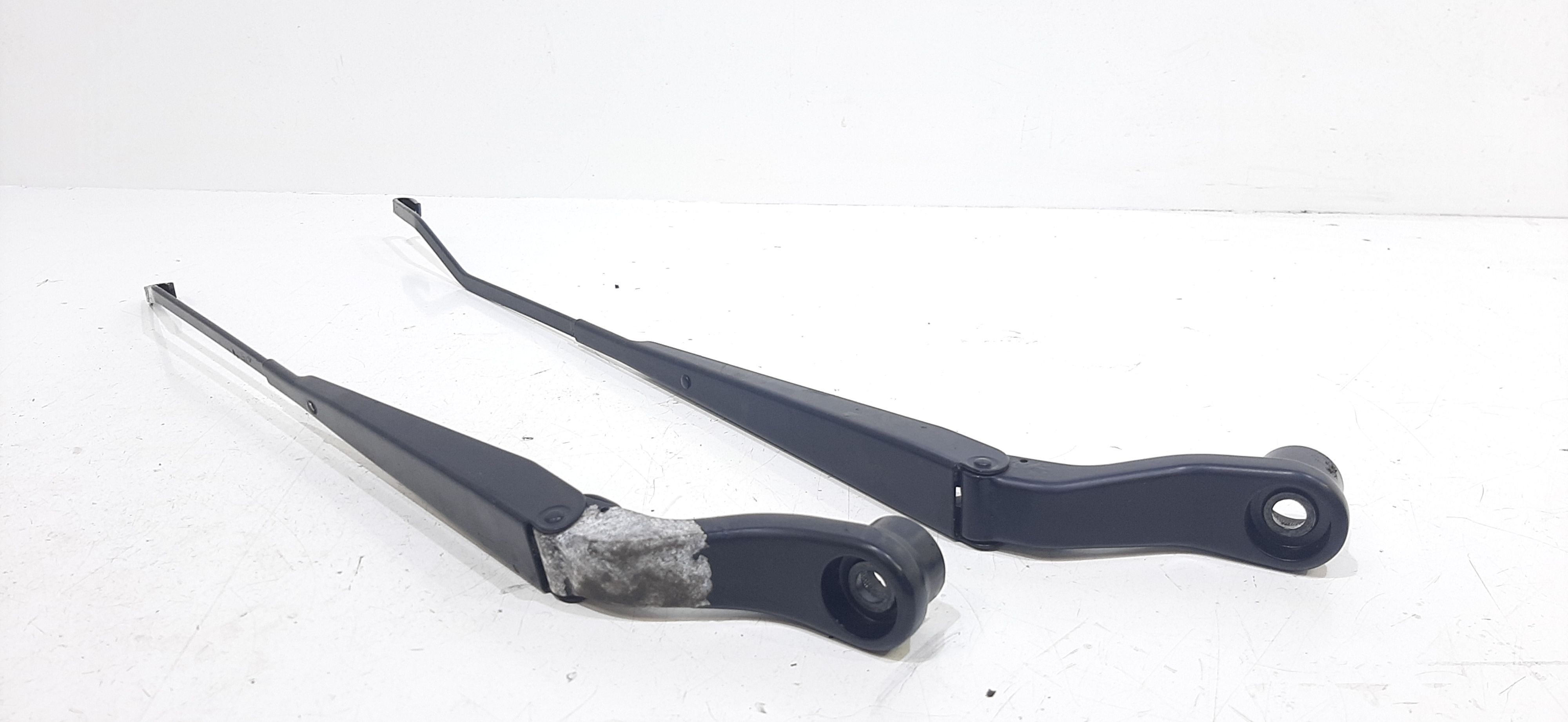 Bracci Tergi ant. DODGE Caliber 1 Serie