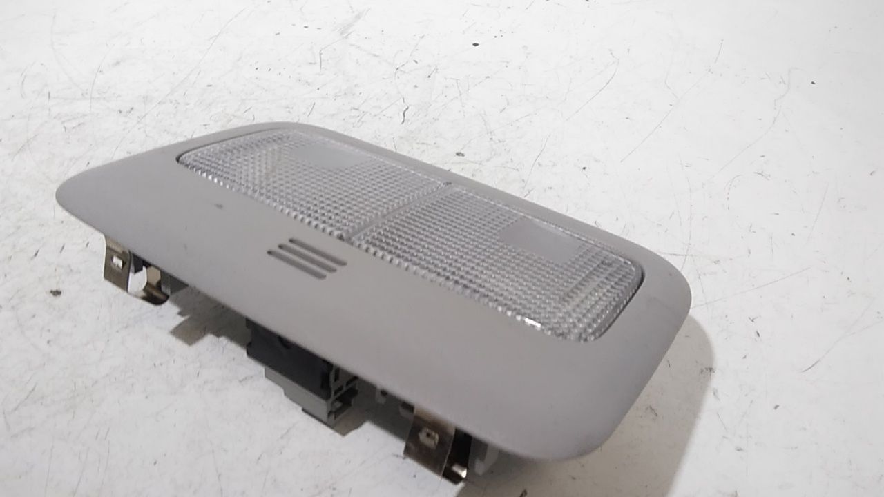 Plafoniera posteriore TOYOTA Verso S  (P120) (10>16)