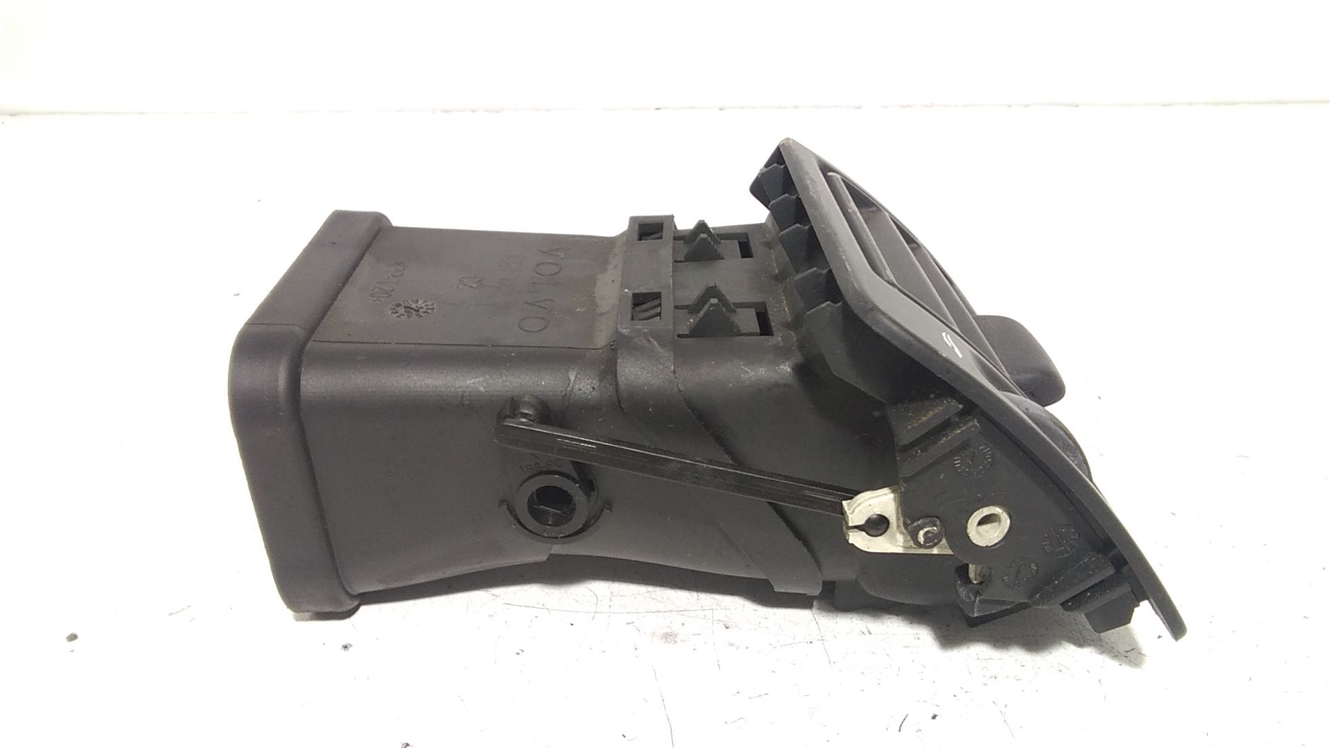 Bocchetta aria cruscotto lato passeggero VOLVO V50 1 Serie