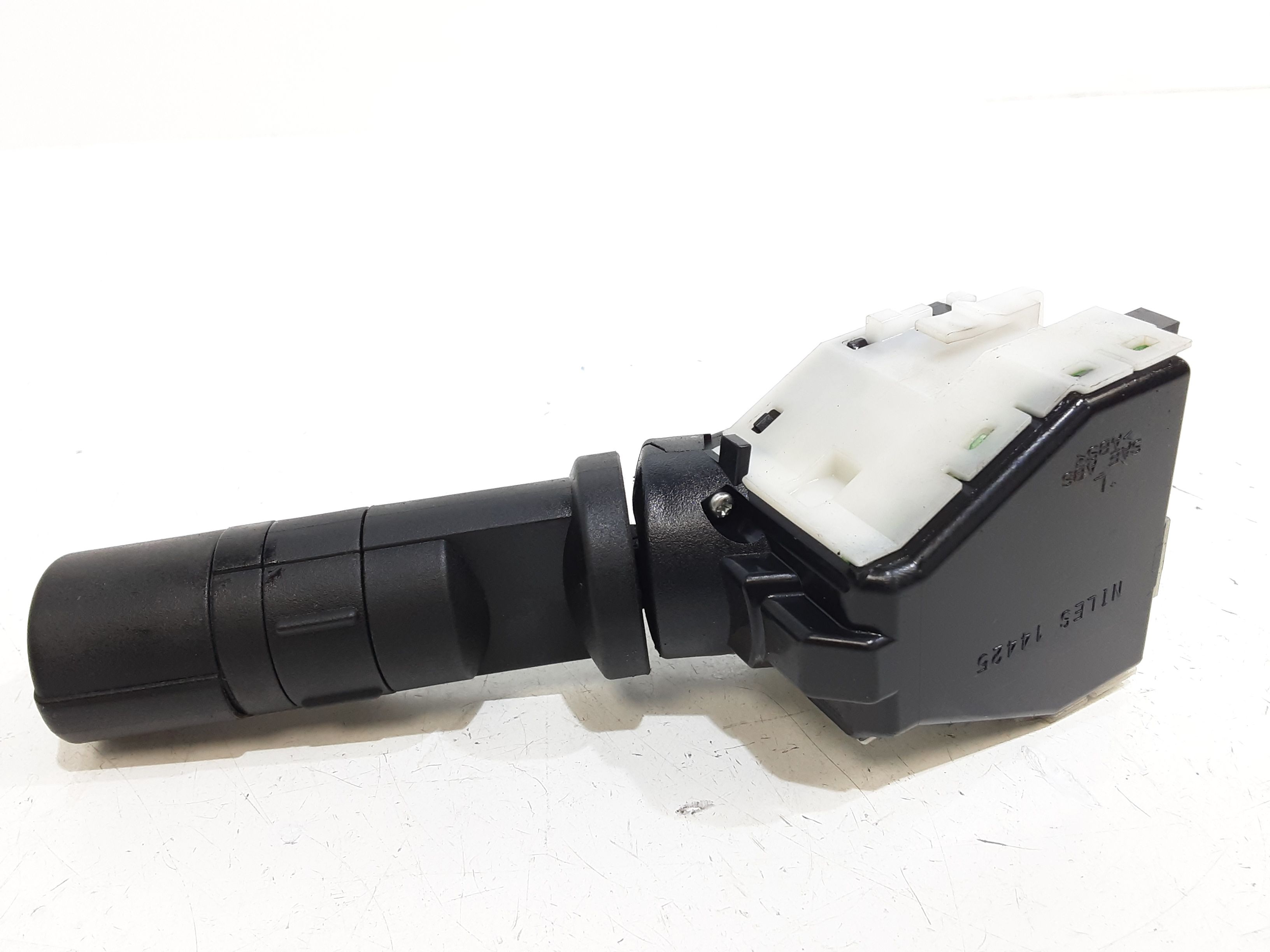 Devioluci sinistro NISSAN Qashqai 1 Serie