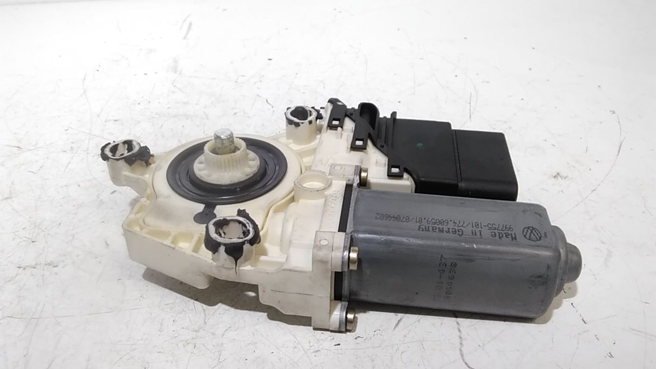 Motorino Alzavetro posteriore destra VOLKSWAGEN Golf 5 Berlina (03>08)