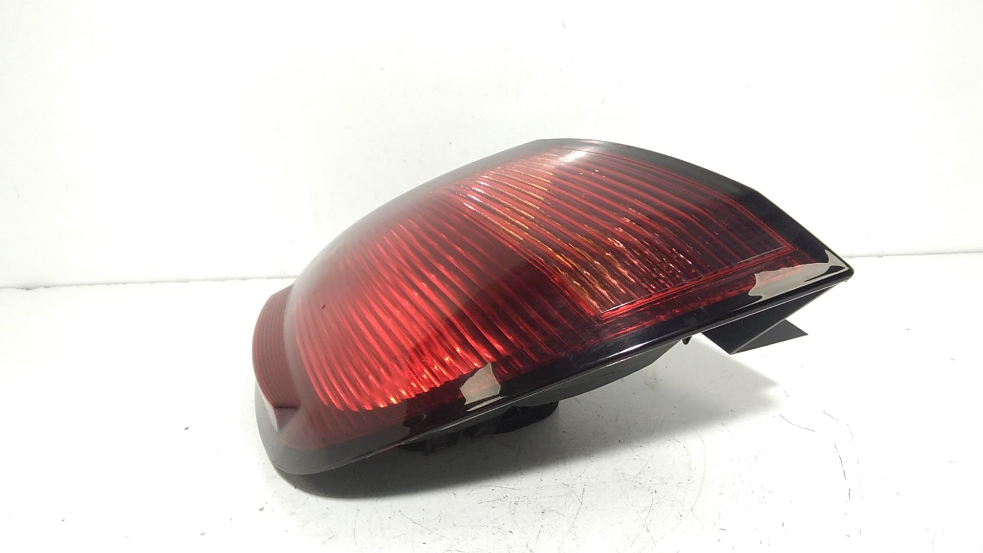 Stop fanale Posteriore sinistro lato Guida MITSUBISHI Colt Serie 3P (Z30)  (04>12)