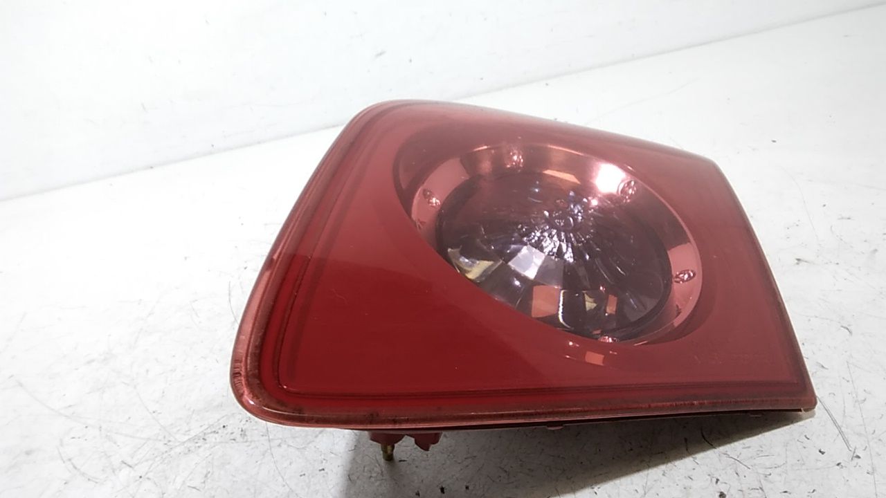 Stop Posteriore Destro Integrato nel Portello MAZDA 3 Berlina Serie (03>09)