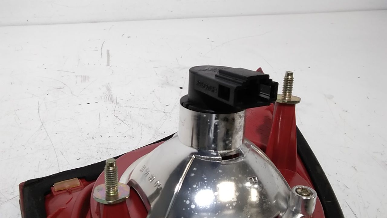 Stop Posteriore Destro Integrato nel Portello VOLKSWAGEN Golf 5 Berlina (03>08)