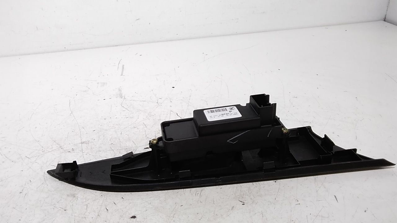 Pulsantiera Anteriore Destra Passeggero MAZDA 3 Berlina Serie (03>09)